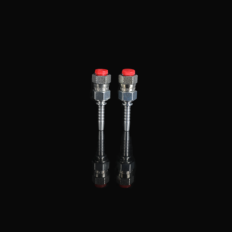 Raccords de tuyaux hydrauliques en acier au carbone n° 45 26711D-04-04